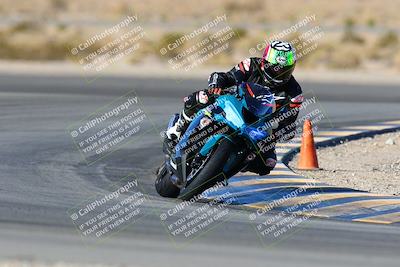 media/Jan-09-2022-SoCal Trackdays (Sun) [[2b1fec8404]]/Turn 11 (935am)/